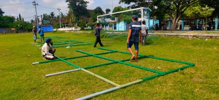 Pembangunan Jaring Lapangan Wijirejo Dengan Dana Desa 