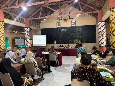 Sempurnakan Standar Pelayanan, Kalurahan Wijirejo Hadirkan Kepala Dinas PMK Bantul