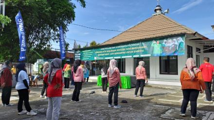 Pererat Sinergi, Pamong Wijirejo Ikuti Senam Lintas OPD di SMK Cokroaminoto Pandak